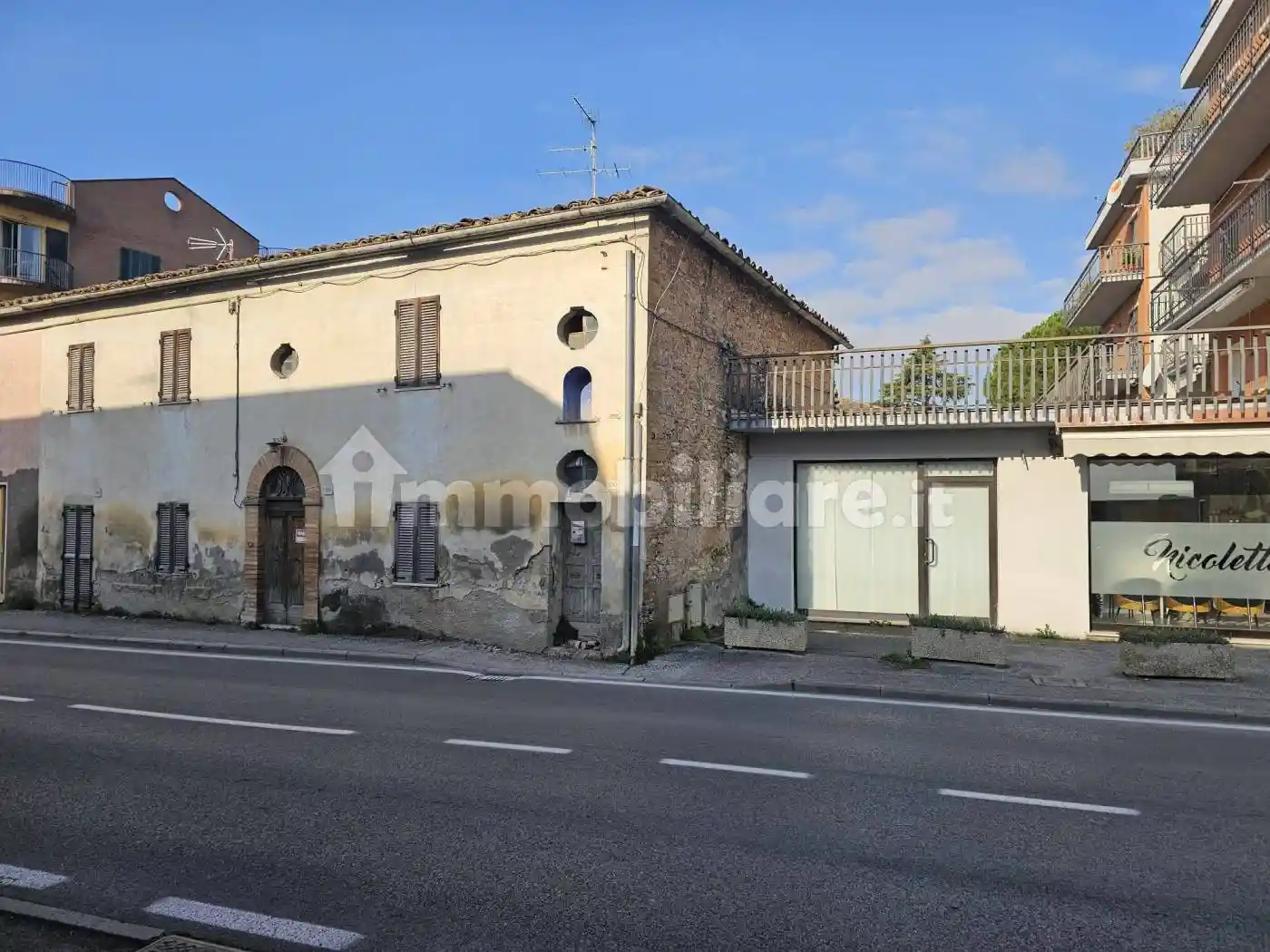 Casa indipendente in vendita a Perugia