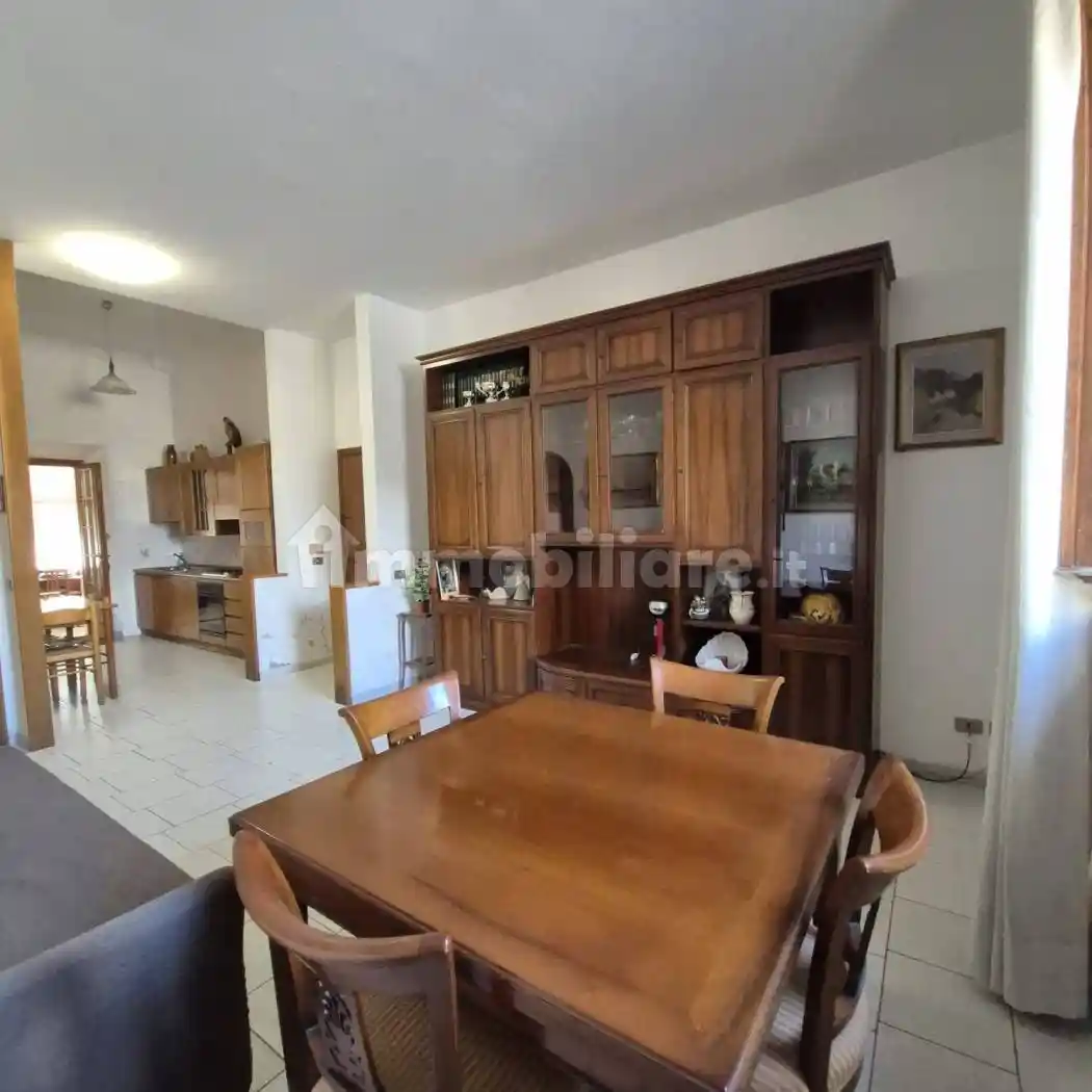 Appartamento in vendita a Livorno