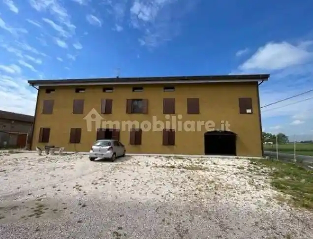 Casa indipendente in vendita a Quistello
