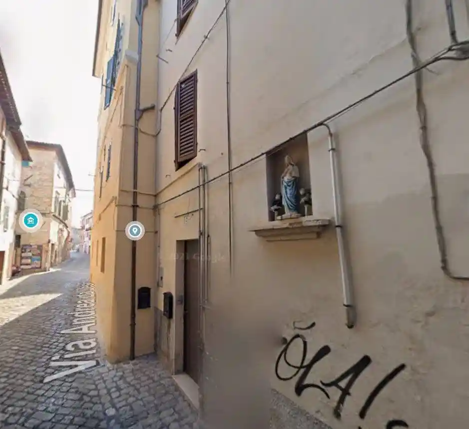 Appartamento in vendita a Jesi