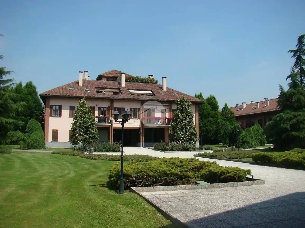 Appartamento in vendita a Peschiera Borromeo