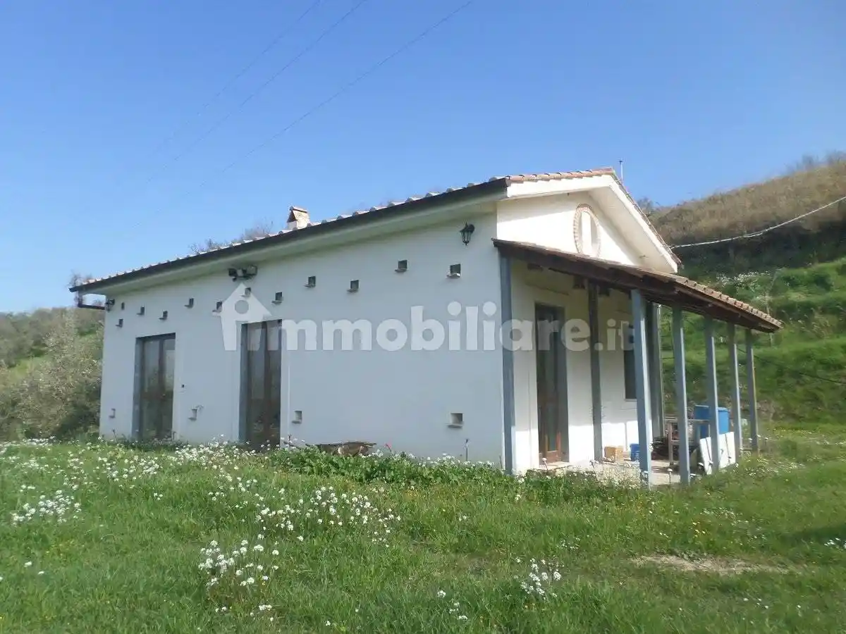 Villa in vendita a Penna in Teverina