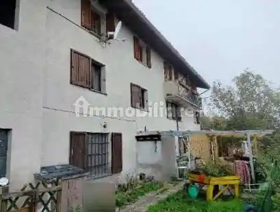 Casa indipendente in vendita a Torre de' Busi