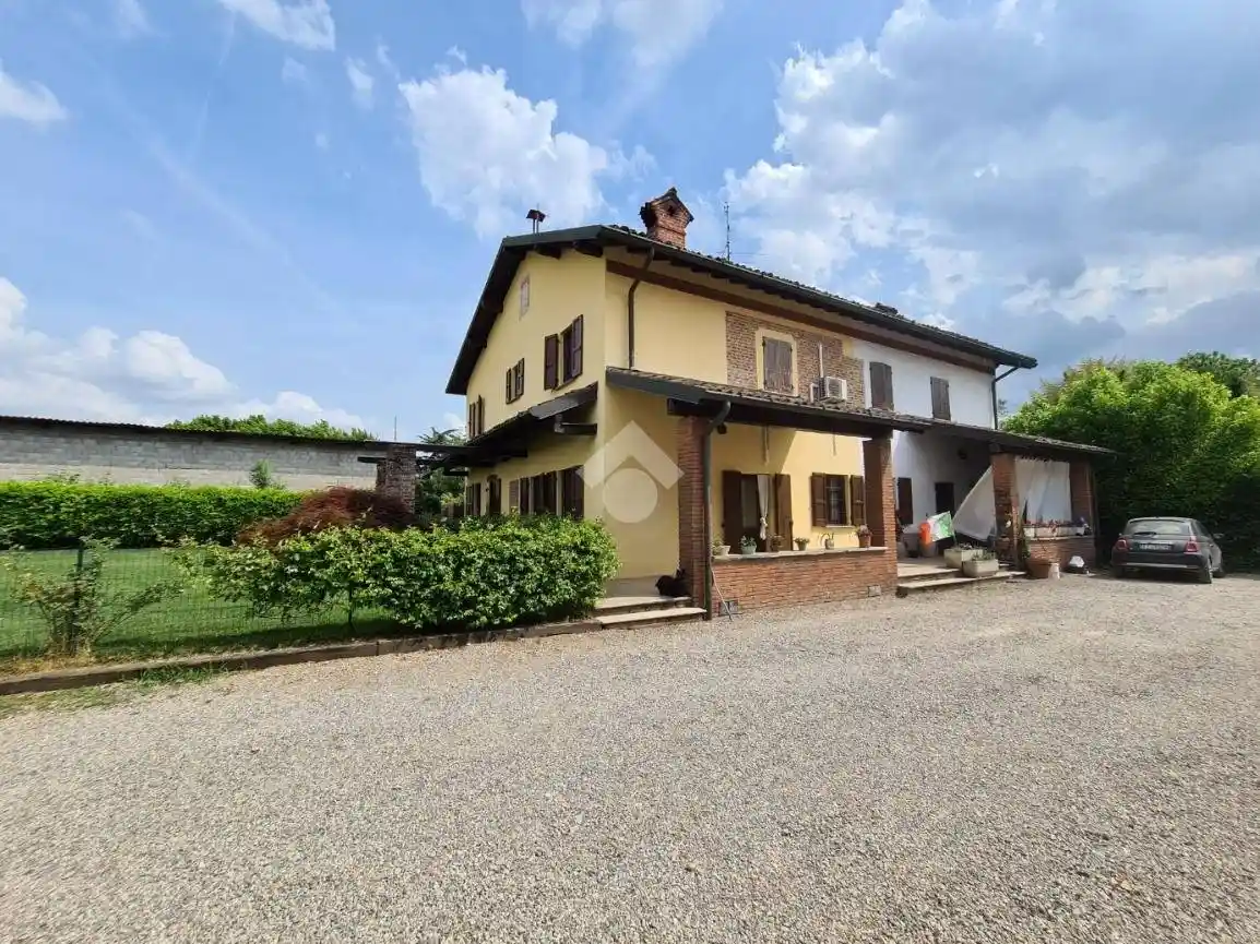 Casa indipendente in vendita a Morimondo