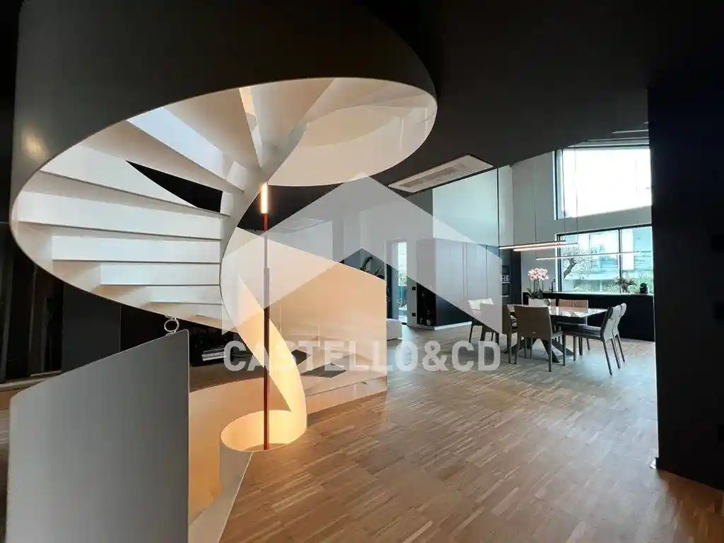 Villa in vendita a San Felice del Benaco