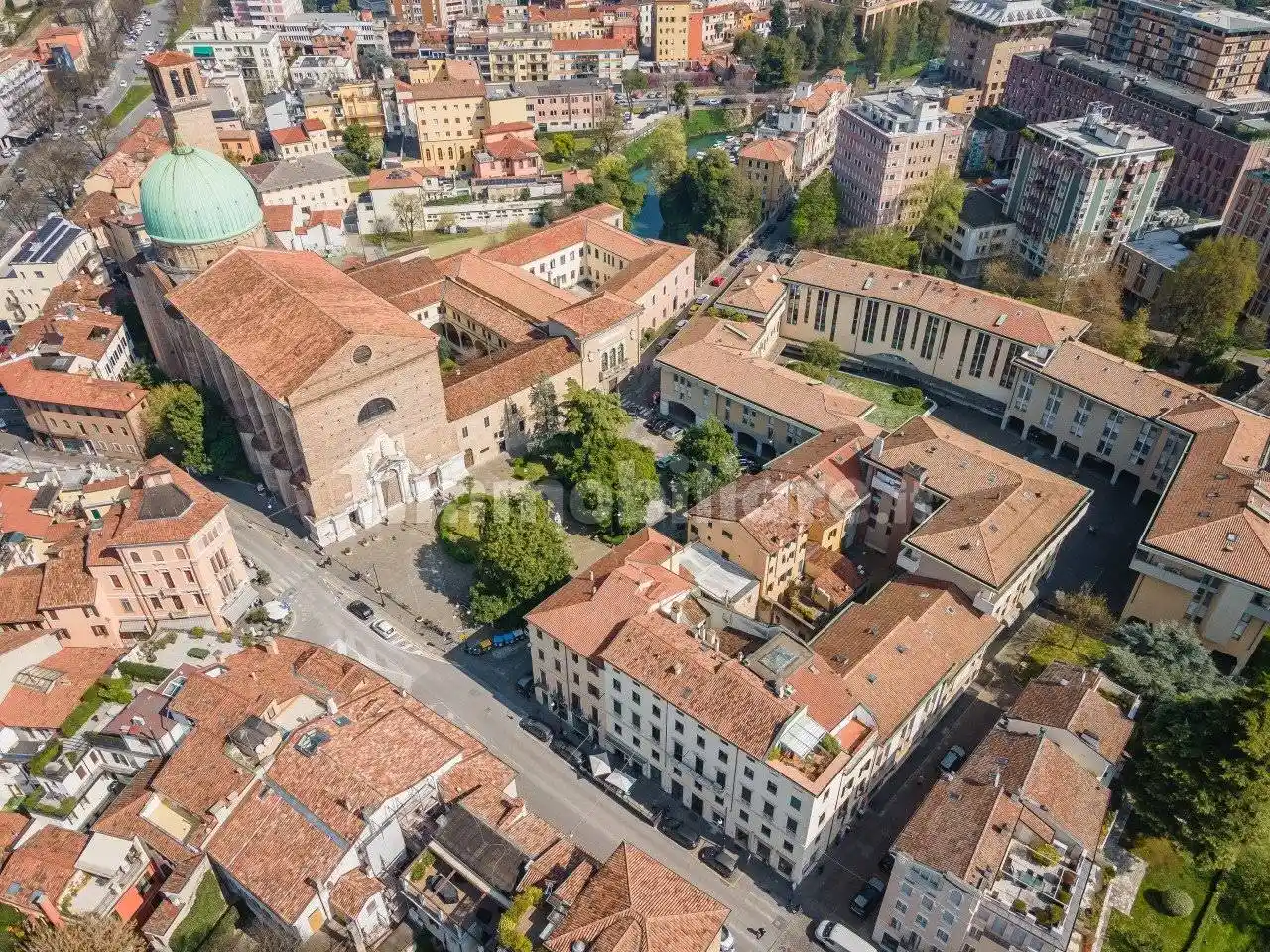 Appartamento in vendita a Padova