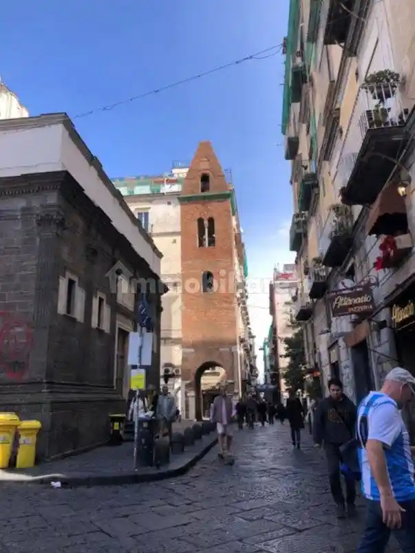 Appartamento in vendita a Napoli