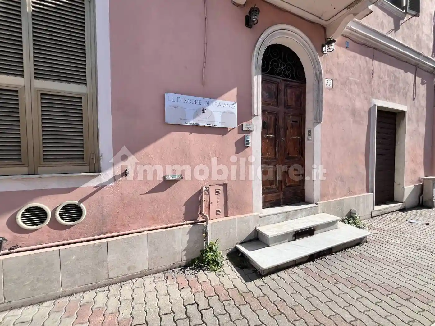 Palazzo - Edificio in vendita a Civitavecchia