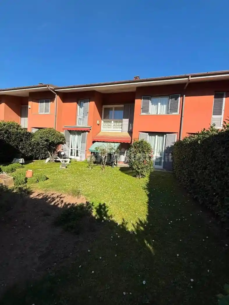 Villetta a schiera in vendita a Garbagnate Milanese