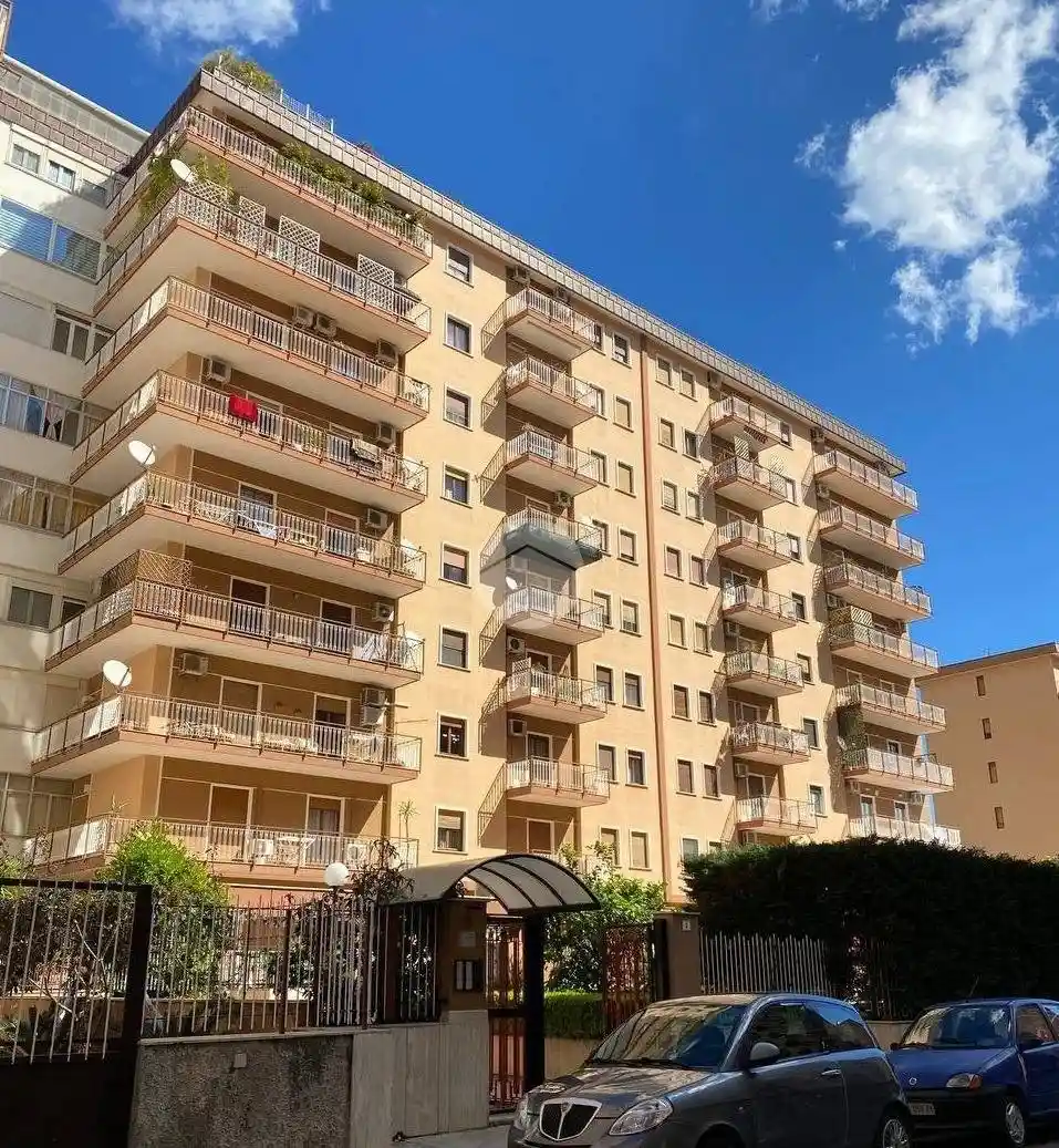 Appartamento in vendita a Palermo