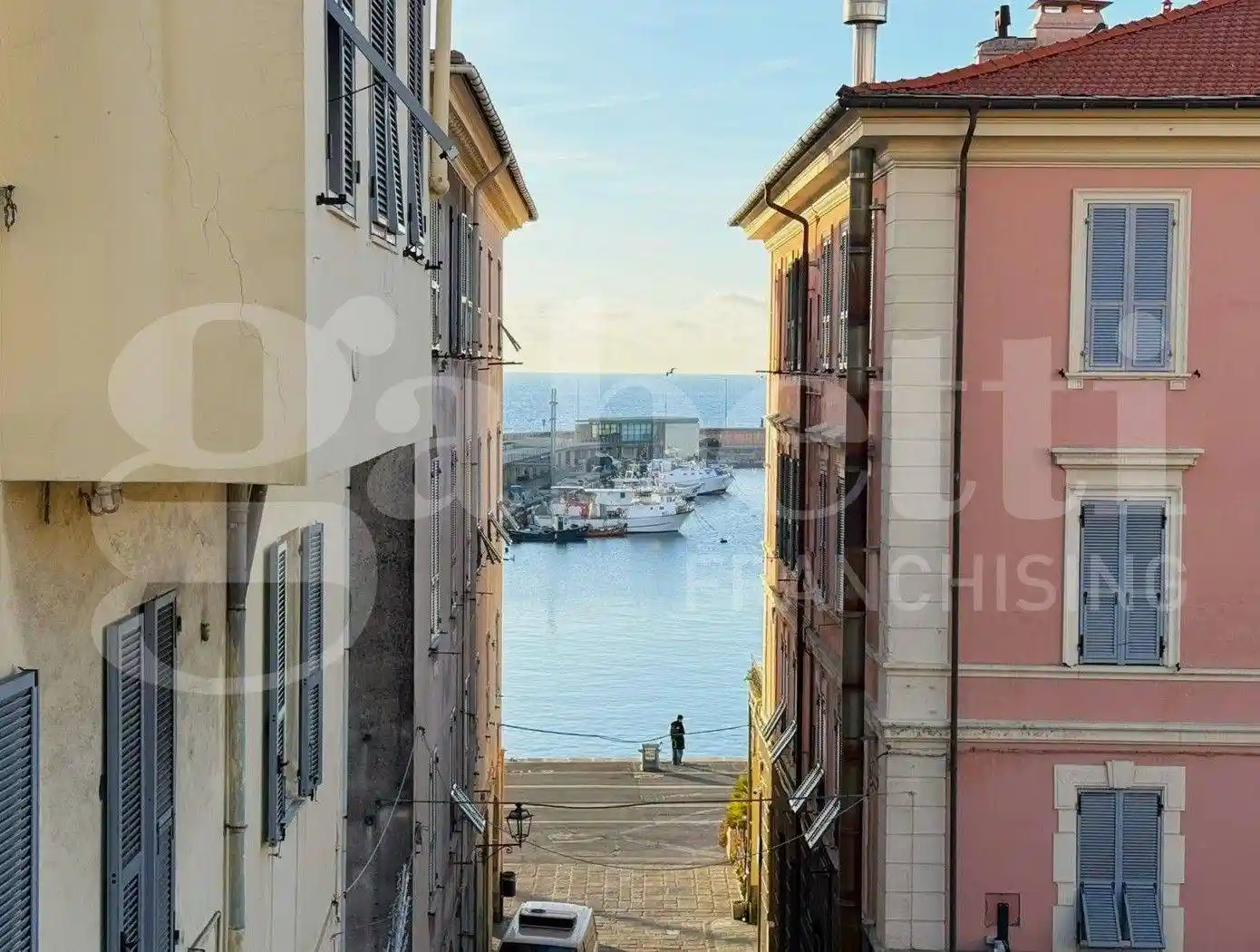 Appartamento in vendita a Imperia