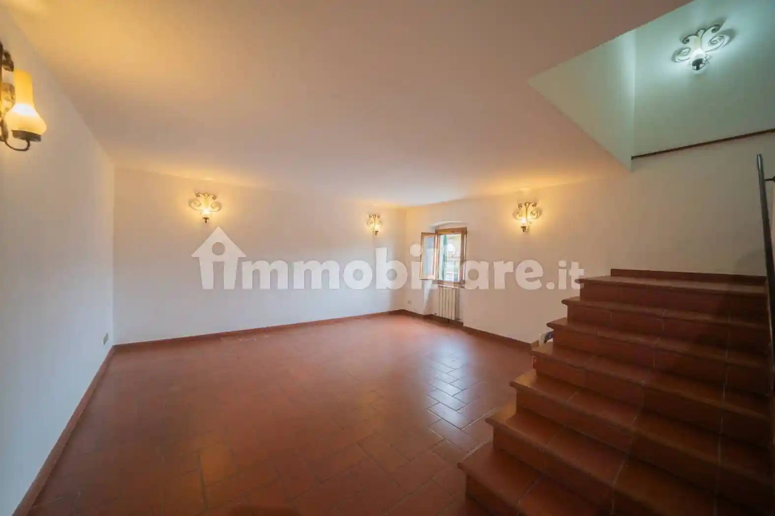 Casa indipendente in vendita a Figline e Incisa Valdarno