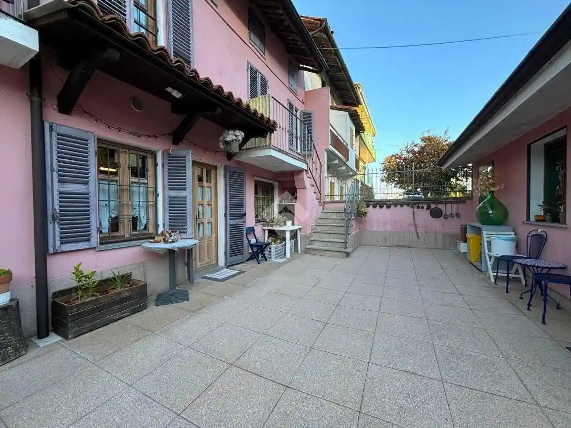Casa indipendente in vendita a Rocchetta Tanaro