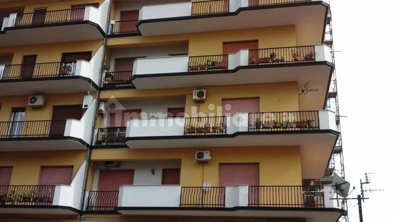 Appartamento in vendita a Locri