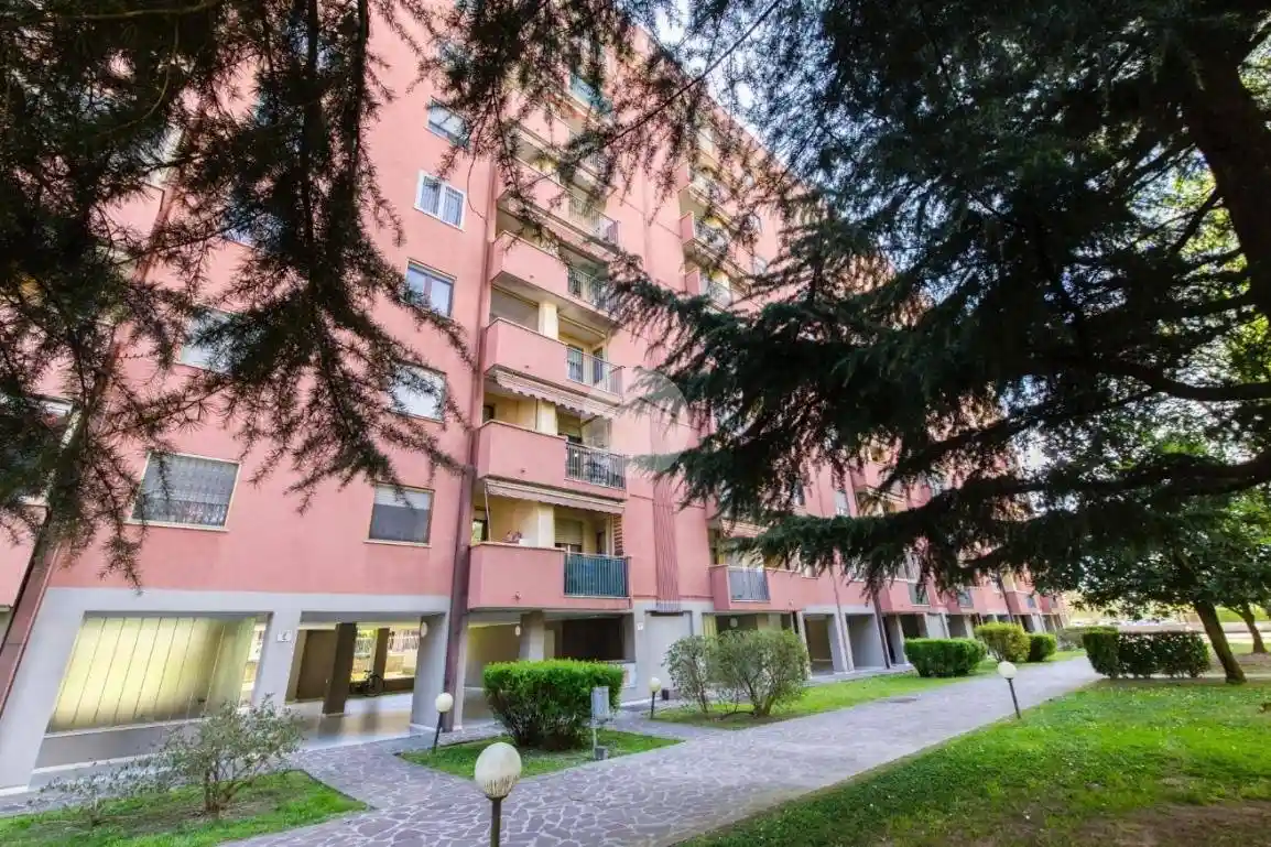 Appartamento in vendita a Rozzano