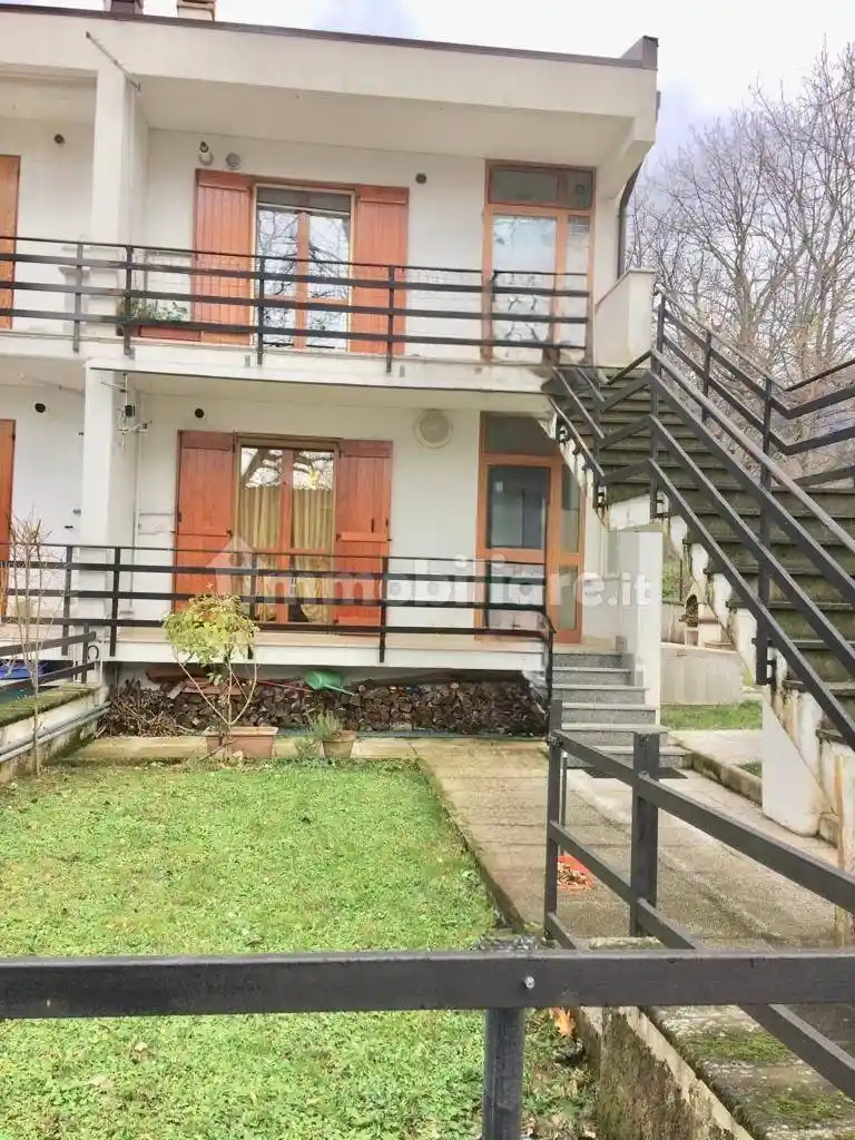 Appartamento in vendita a Sant'Eufemia a Maiella