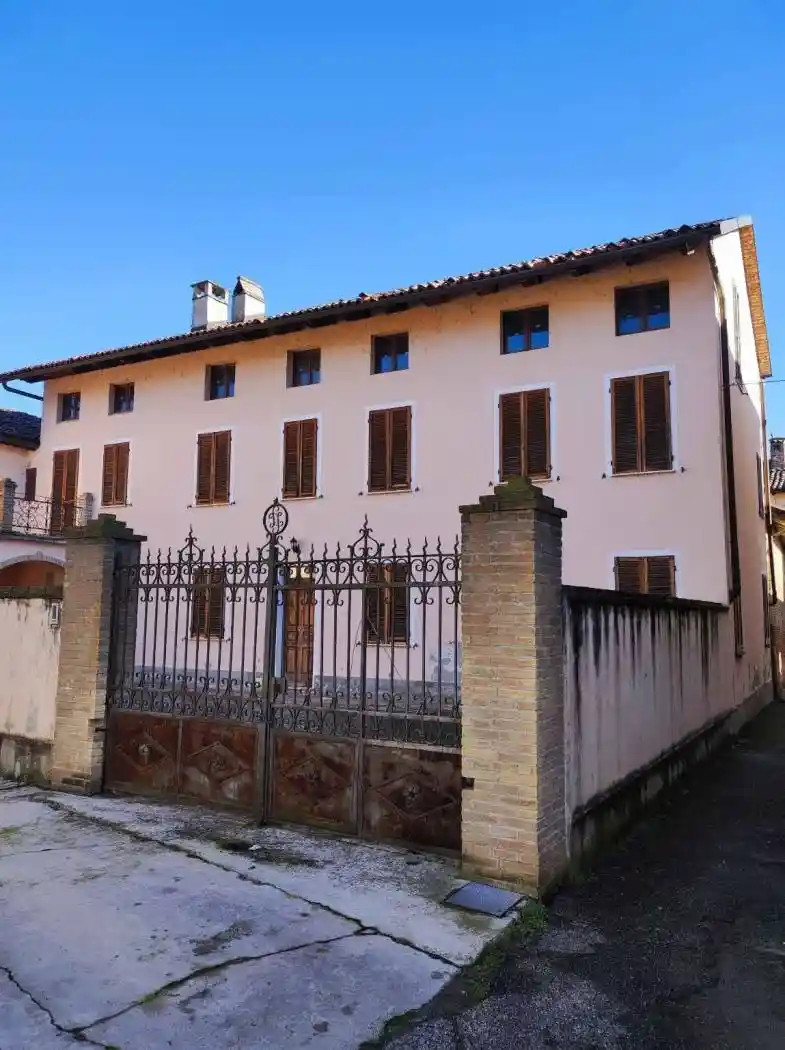 Villa in vendita a Morano sul Po
