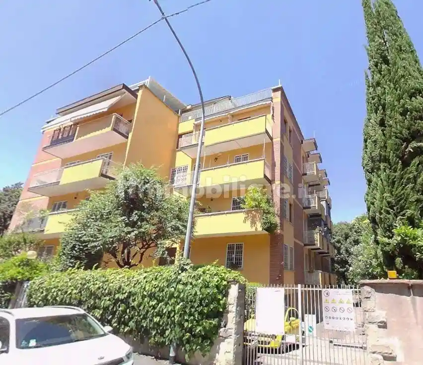 Appartamento in affitto a Bologna