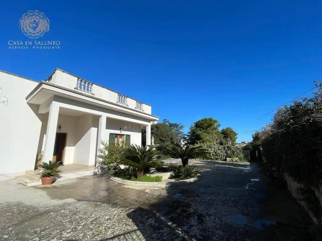 Villa in vendita a Castrignano del Capo