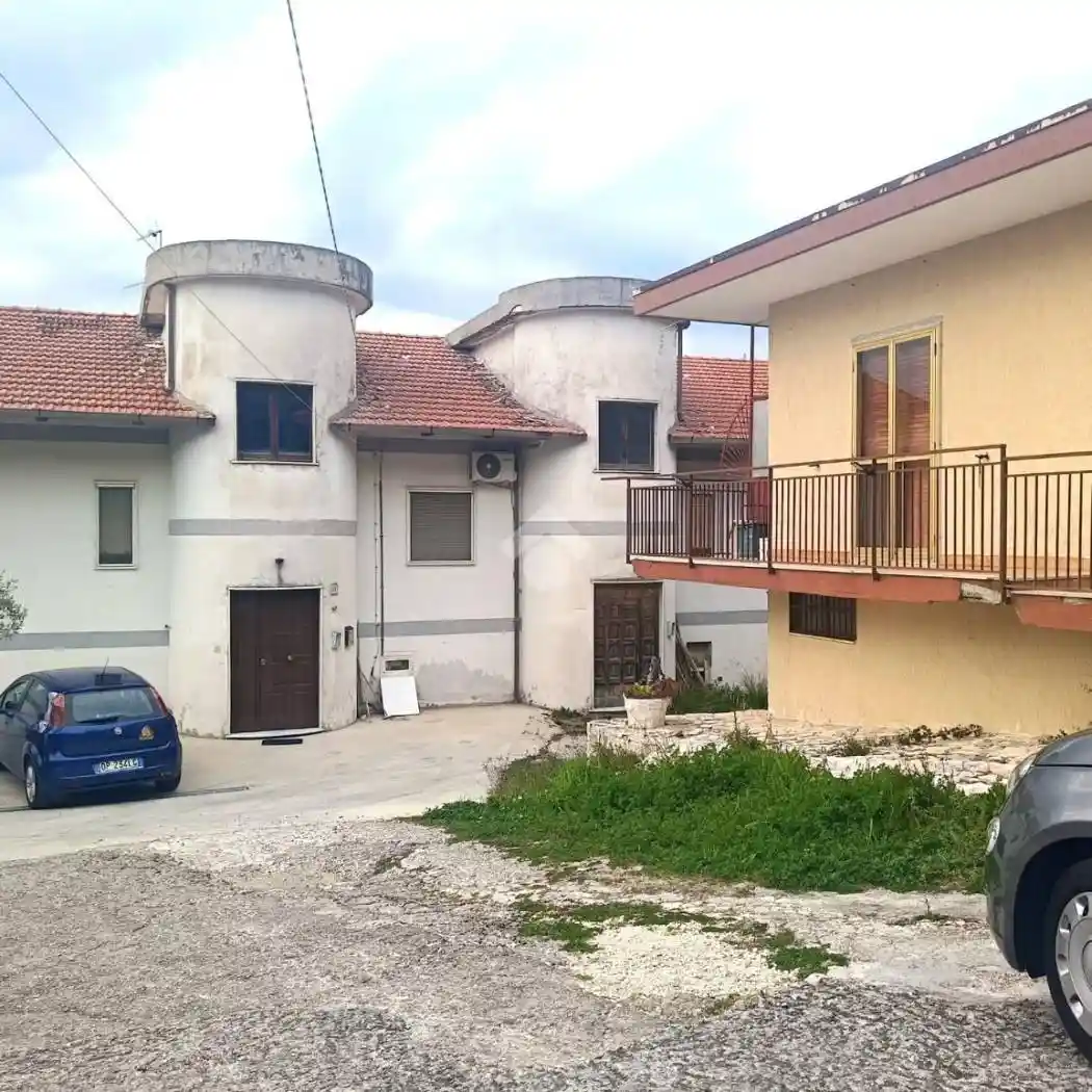 Casa indipendente in vendita a Salerno