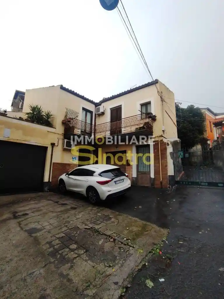 Casa indipendente in vendita a Paternò