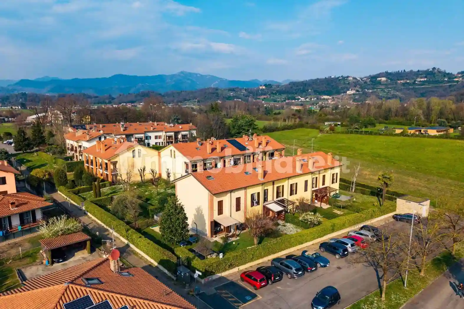 Villetta a schiera - foto 2