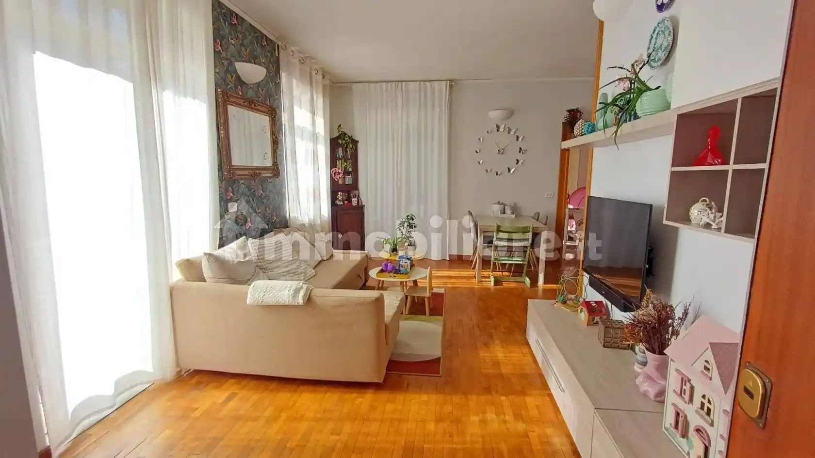 Appartamento in vendita a Napoli