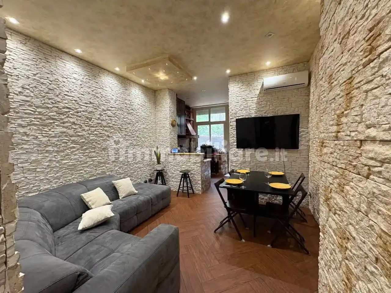 Appartamento in vendita a Palermo