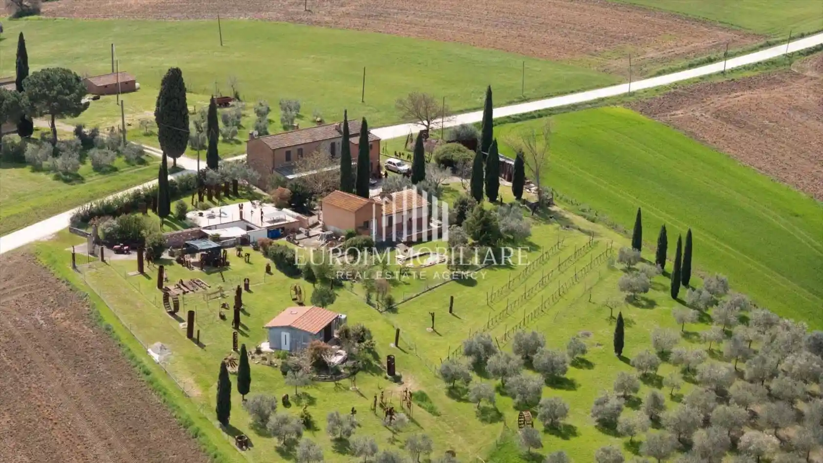 Rustico - Casale in vendita a Castiglione del Lago
