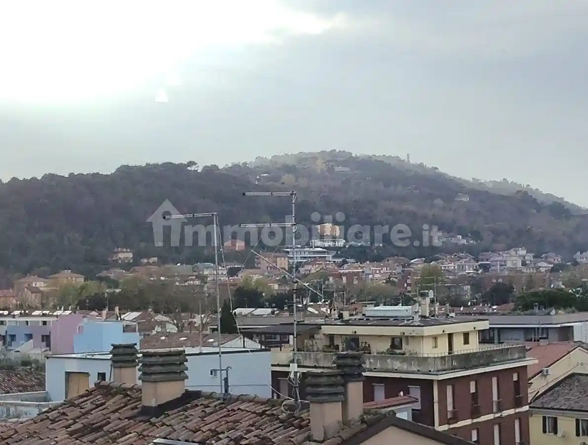 Appartamento in vendita a Pesaro