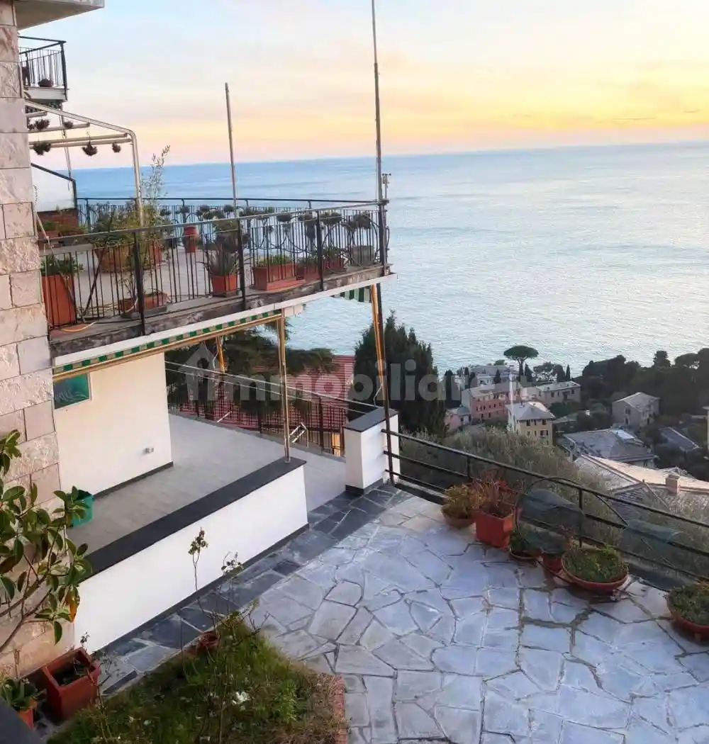 Appartamento in vendita a Pieve Ligure