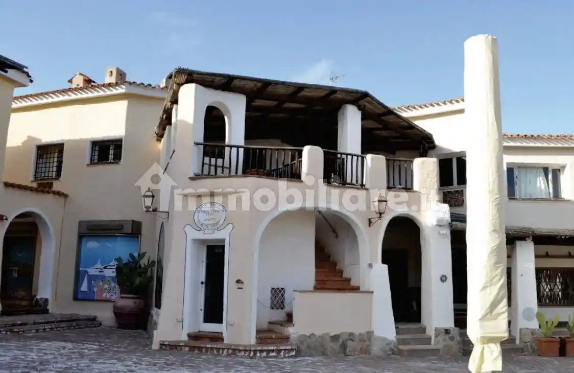 Villa in vendita a Arzachena