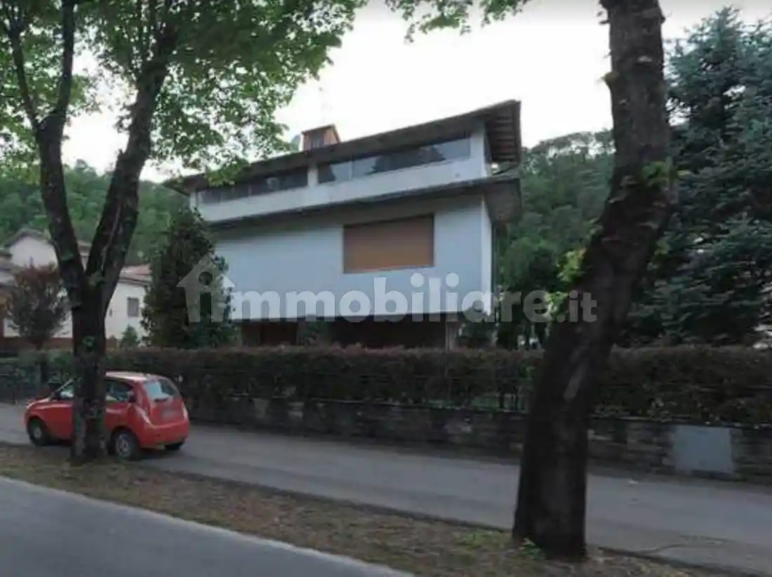 Villa in vendita a Scarperia e San Piero