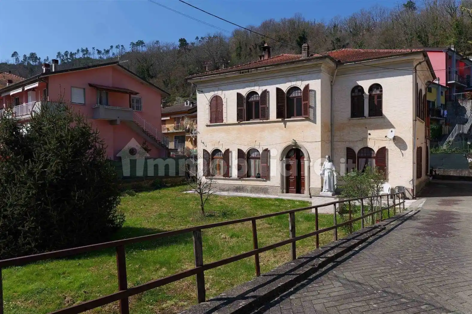 Villa in vendita a Borghetto di Vara