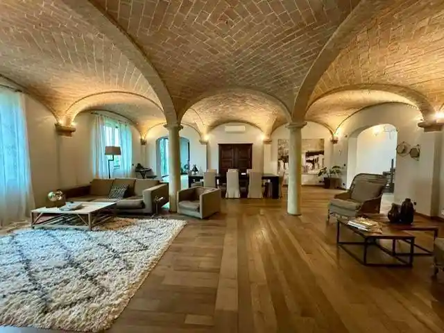 Rustico - Casale in vendita a Parma