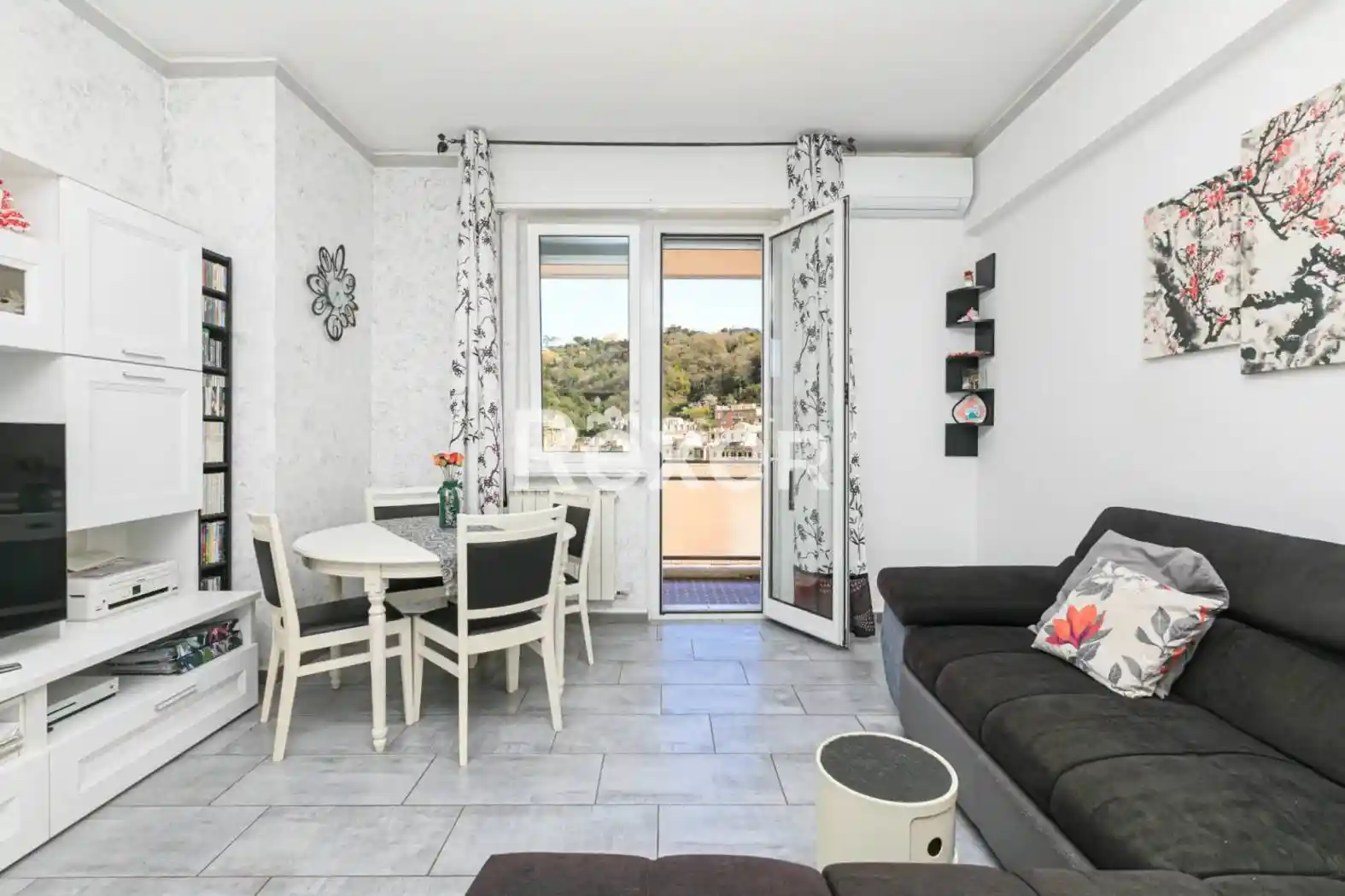 Appartamento in vendita a Genova