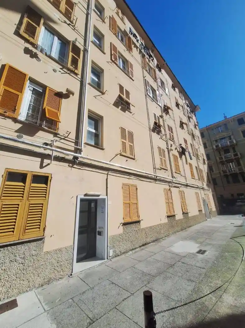 Appartamento in vendita a Genova
