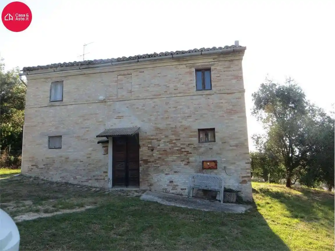 Rustico - Casale in vendita a Monte San Giusto