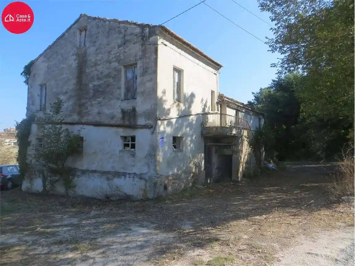 Rustico - Casale in vendita a Monte San Giusto