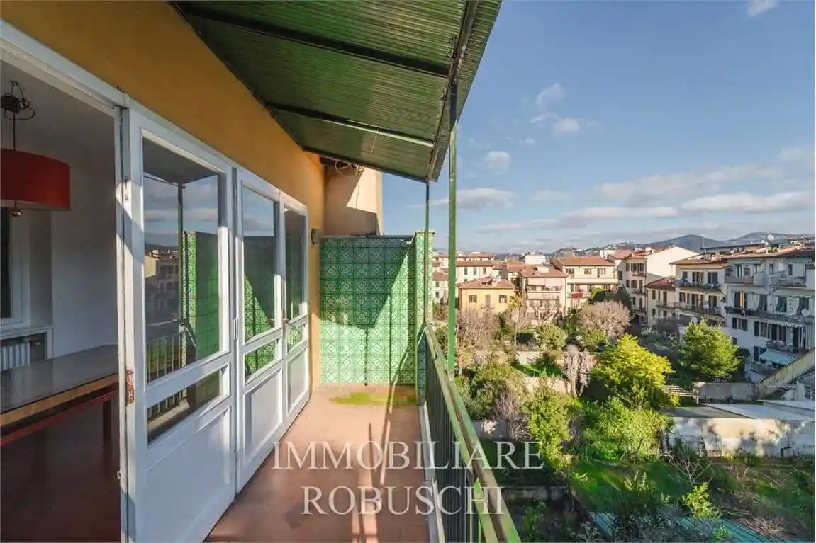 Appartamento in vendita a Firenze