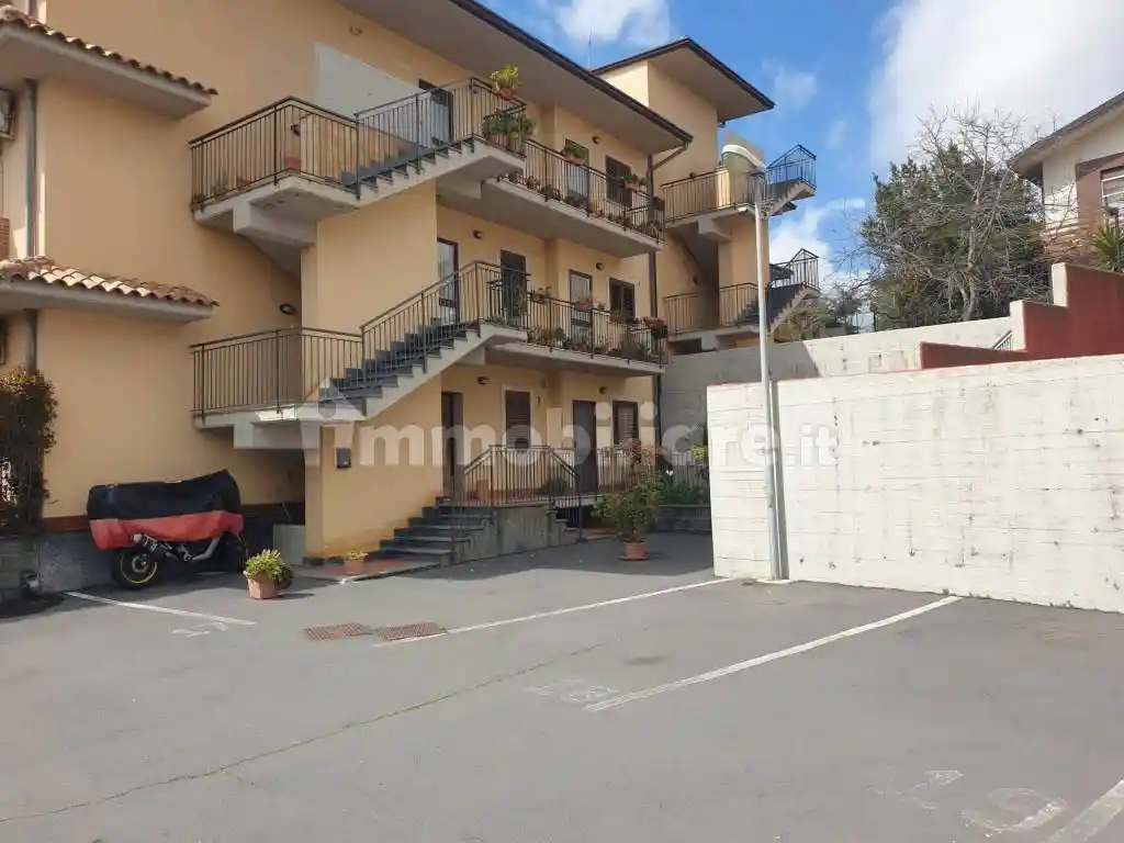 Appartamento in affitto a Mascalucia