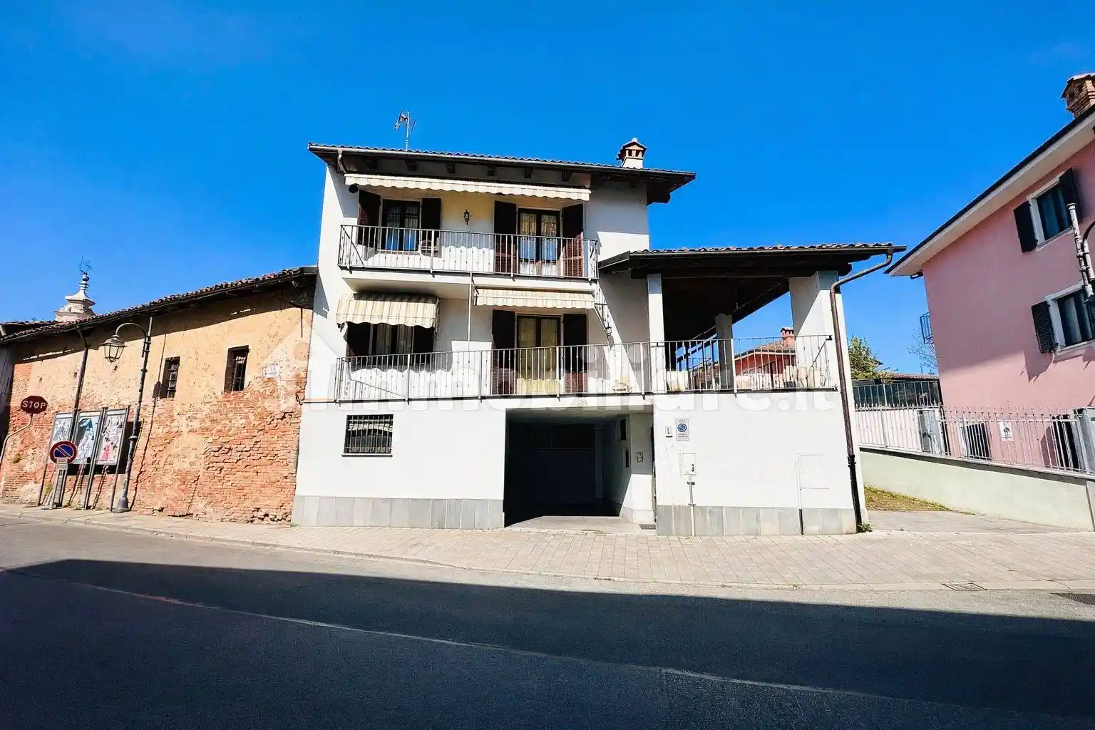 Villa in vendita a Poirino