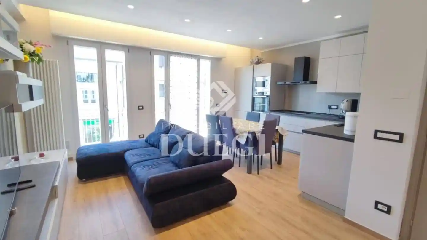 Appartamento in vendita a Viareggio