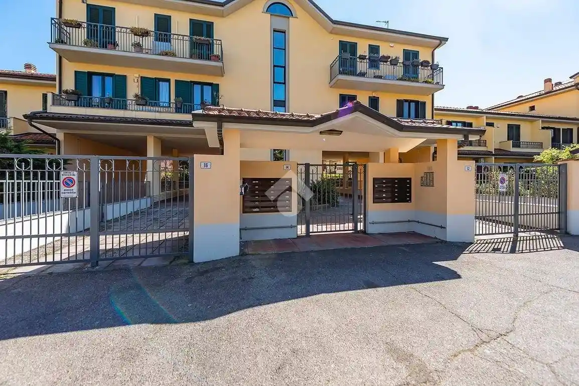 Appartamento in vendita a Rescaldina