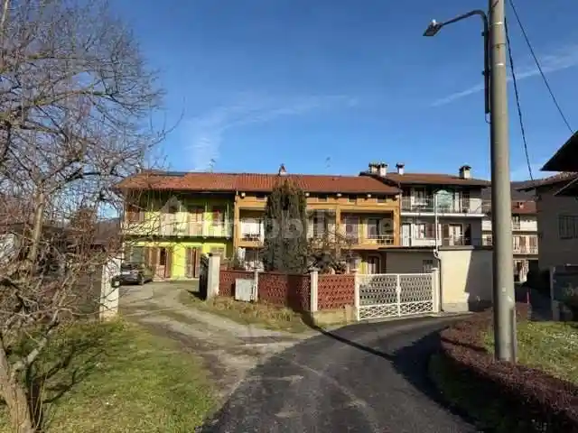 Casa indipendente in vendita a Cascinette d'Ivrea