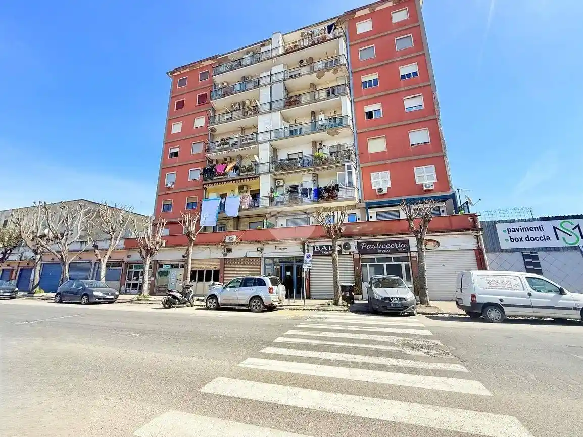 Appartamento in vendita a Napoli