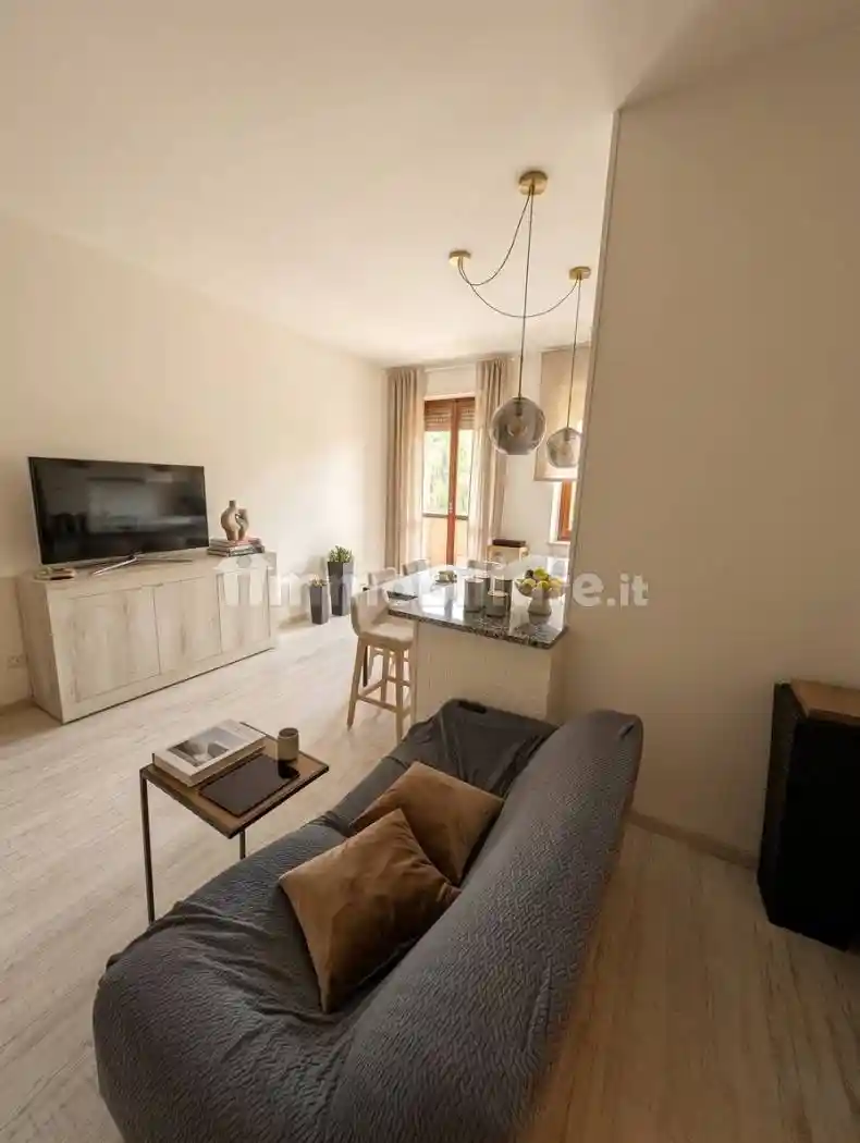 Appartamento in affitto a Carrara