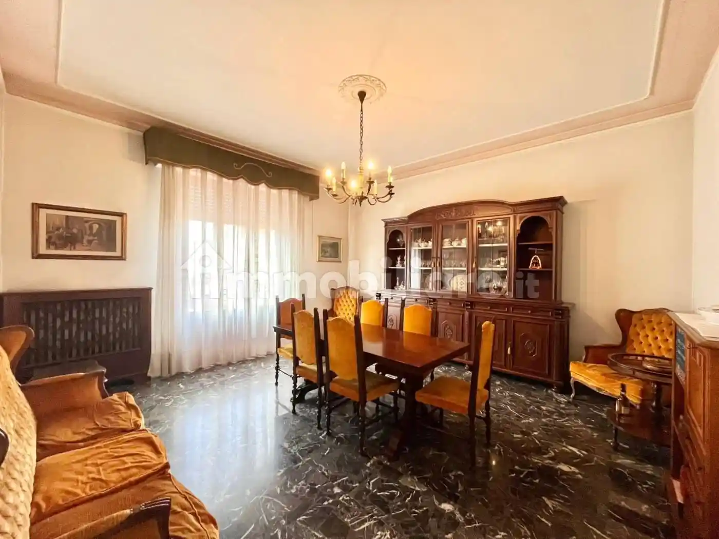 Casa indipendente in vendita a Prato