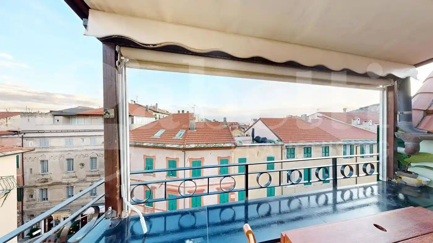 Appartamento in vendita a Finale Ligure