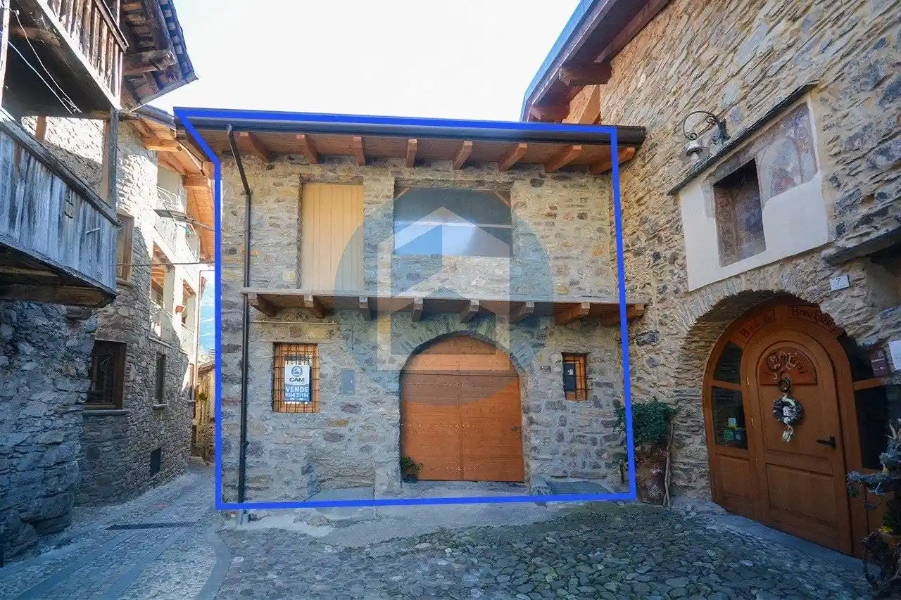 Casa indipendente in vendita a Capo di Ponte